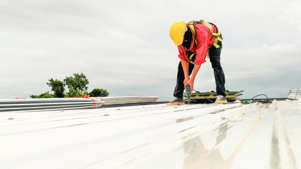 Best Emergency Roof Repair Services  in East Hampton North, NY